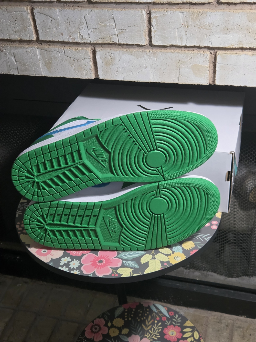Brand New AJ-1 Low Sneakers in Green/White with Blue Swoosh - Picture 6 of 8